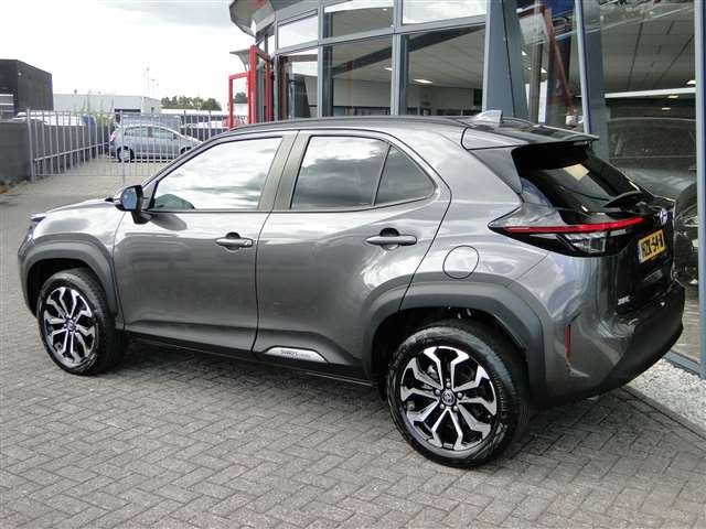 Toyota Yaris Cross 1.5 VVT-I Hybrid Dynamic Led Adaptief, Auto's, Toyota, 12 maanden, Gebruikt, 750 kg, Overige brandstoffen