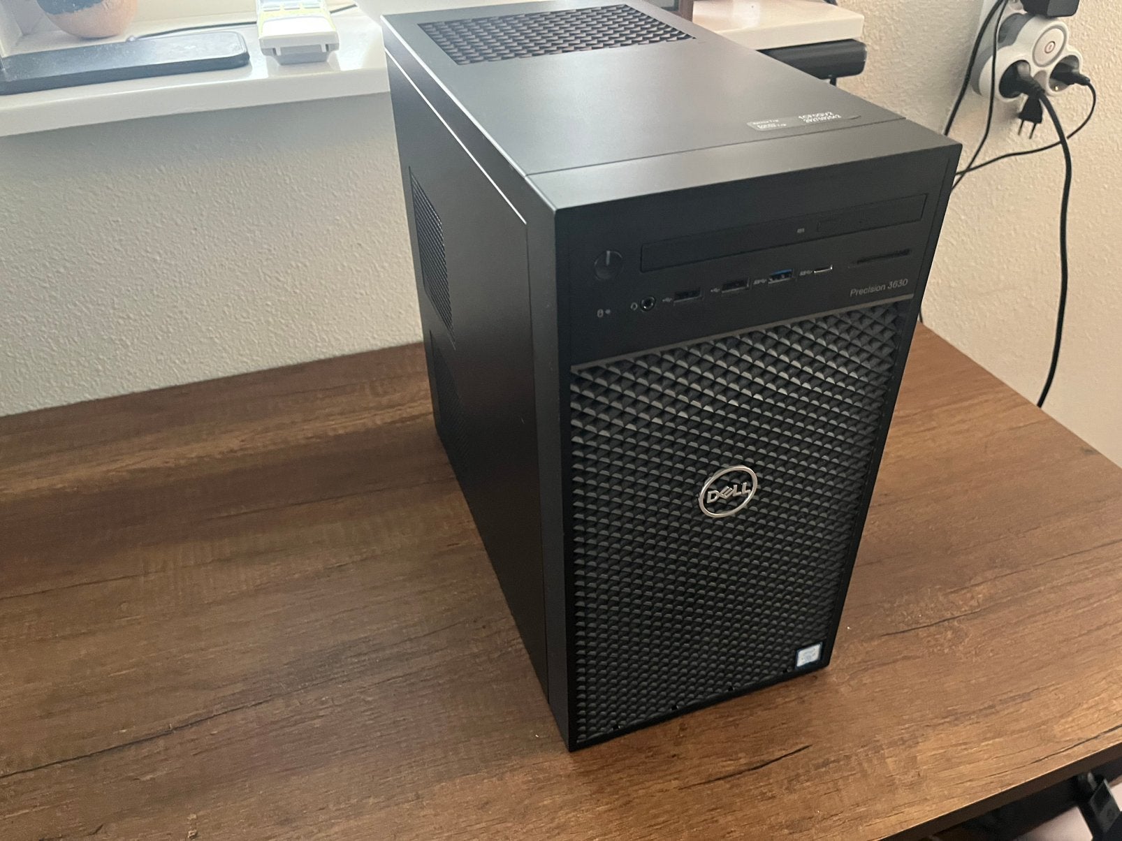 Dell Precision T3630, i7-8700K, 64GB DDR4 RAM, SSD 500, W11, Ophalen, 64 GB of meer, Virtual Reality, Refurbished