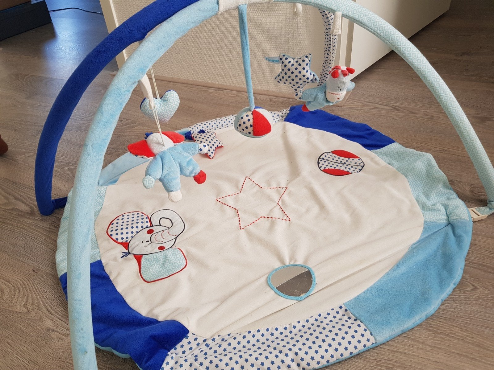 Speelkleed Ollie met babygym en speeltjes, Kinderen en Baby's, Ophalen, Babygym