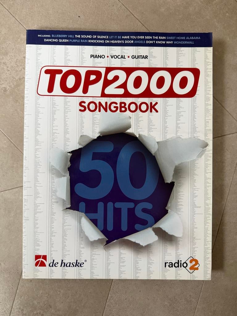 Bladmuziek Top 2000 Songbook 50 Hits - Piano, Vocal, Guitar, Muziek en Instrumenten, Bladmuziek, Gitaar, Ophalen of Verzenden