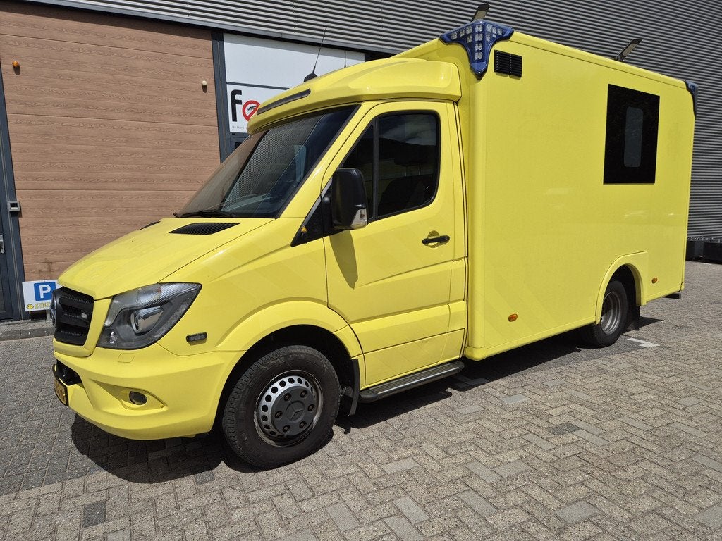 Mercedes-Benz Sprinter 519 ambulance geheel compleet topstaa, Auto's, Mercedes-Benz, Automaat, Stof, Gebruikt, 2987 cc