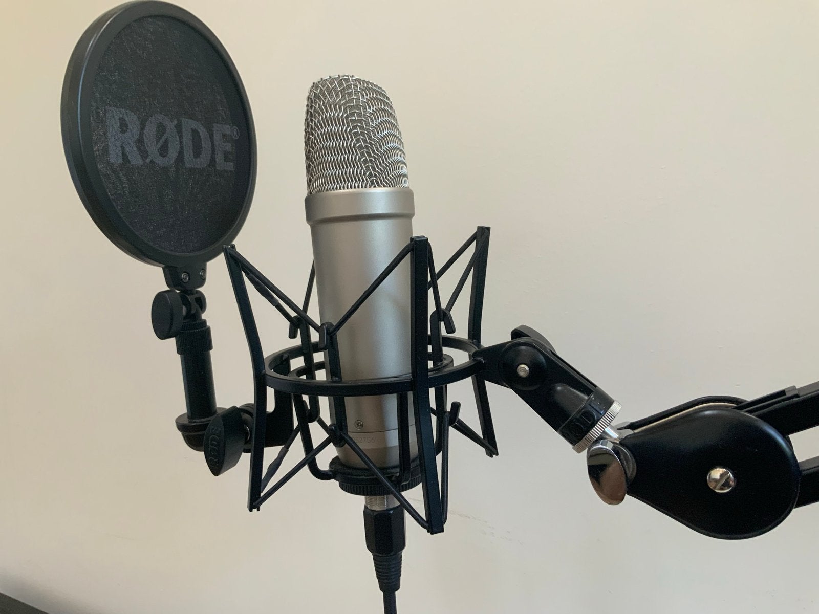 Rode NT1-A Studio Microfoon met Spin, Popfilter en Studio Ar, Muziek en Instrumenten, Microfoons, Ophalen of Verzenden, Zo goed als nieuw
