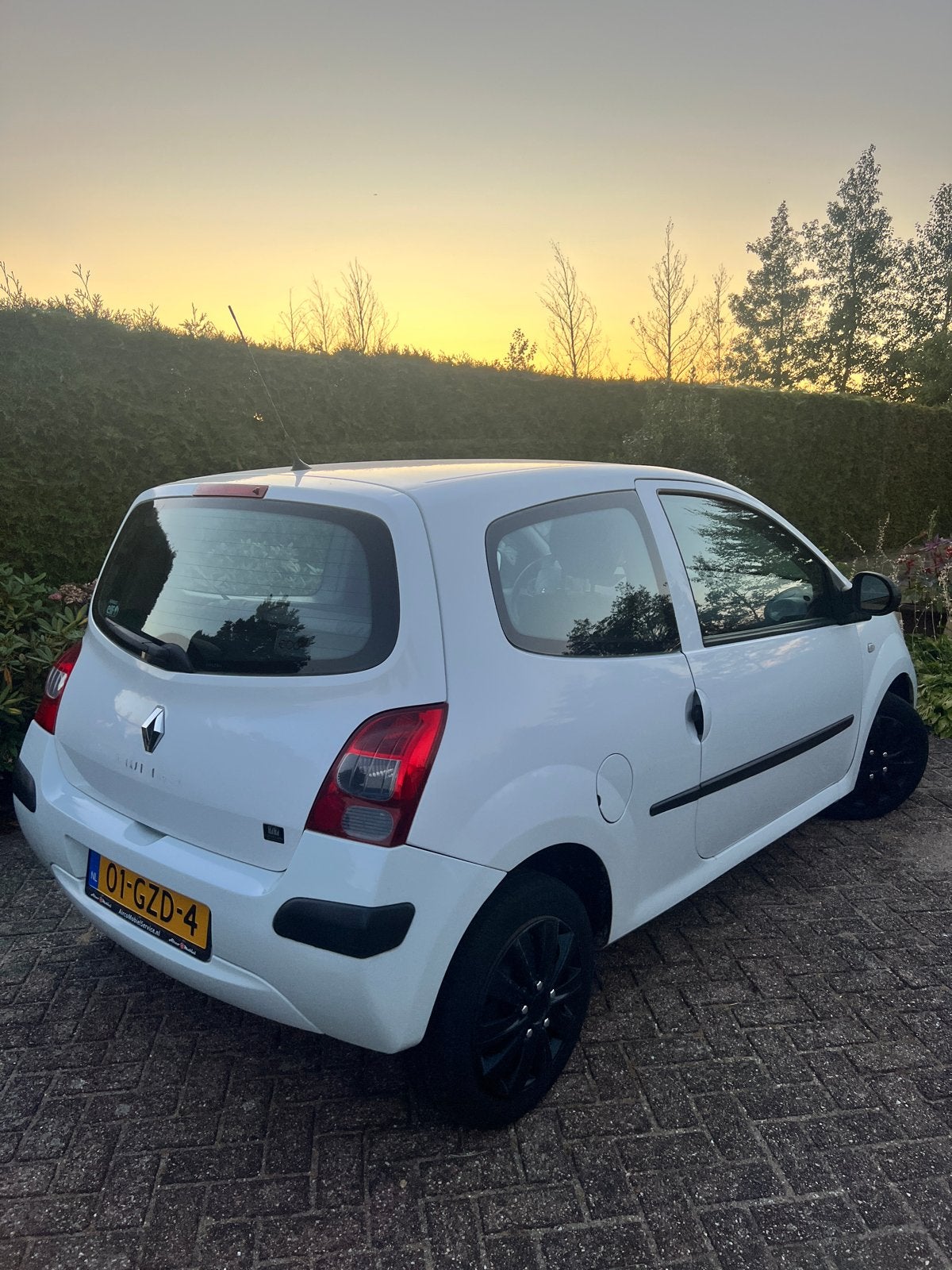 Renault Twingo 1.2 - 2008 - Wit - 129.664, Voorwielaandrijving, 31 €/maand, 4 cilinders, Wit