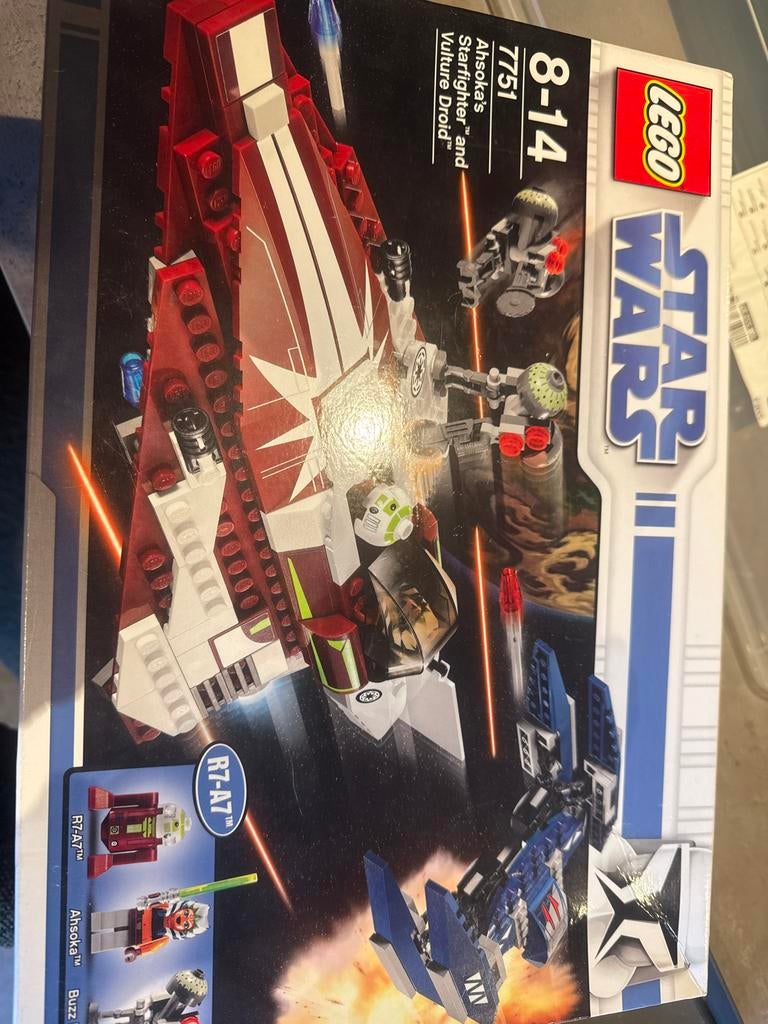 LEGO Star Wars 7751 Ahsoka's Starfighter & Vulture Droid NIB, Ophalen of Verzenden, Nieuw, Jongen of Meisje