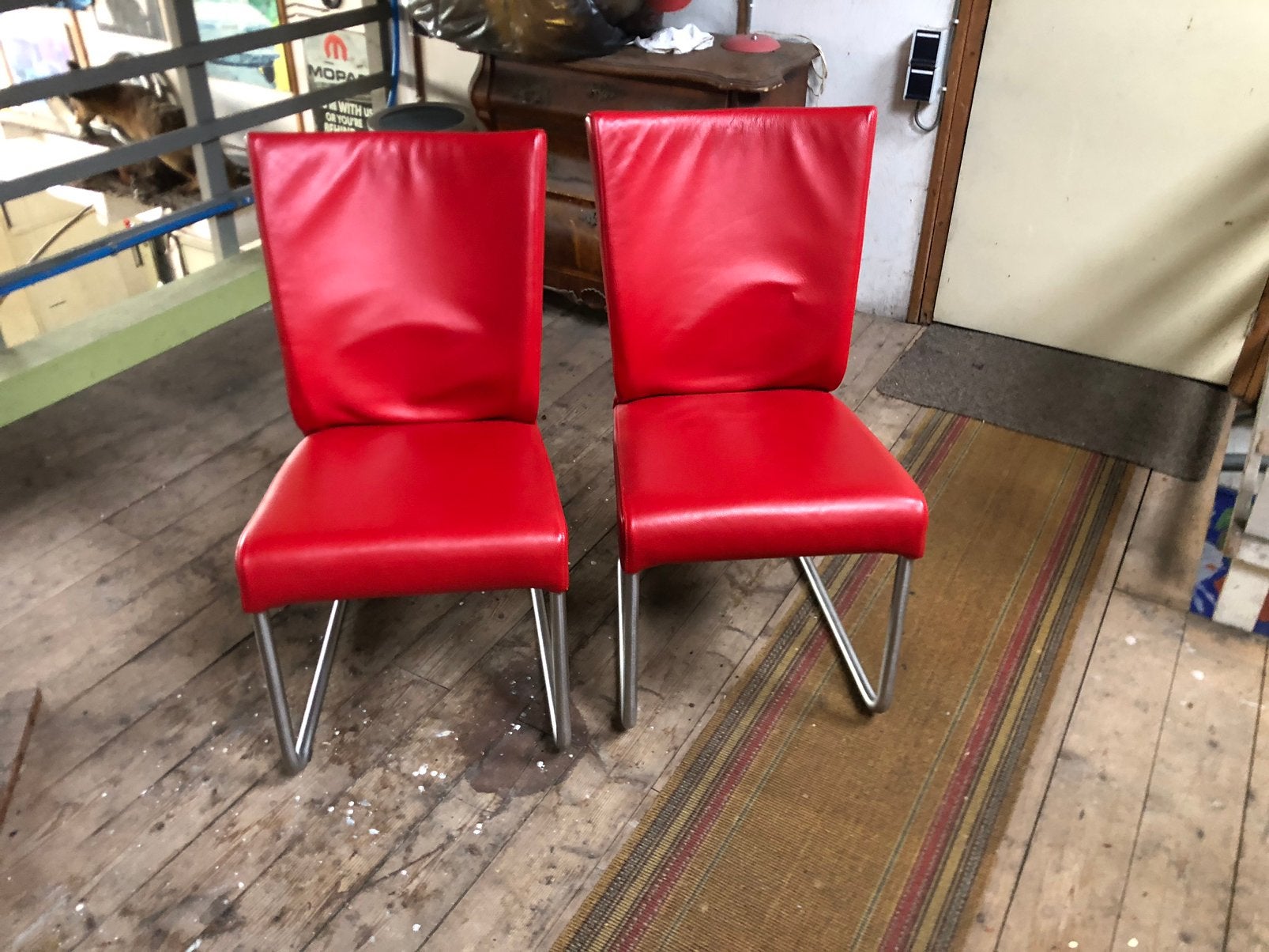 Hvs eetkamerstoelen, Ophalen, Zo goed als nieuw, Leer, Twee