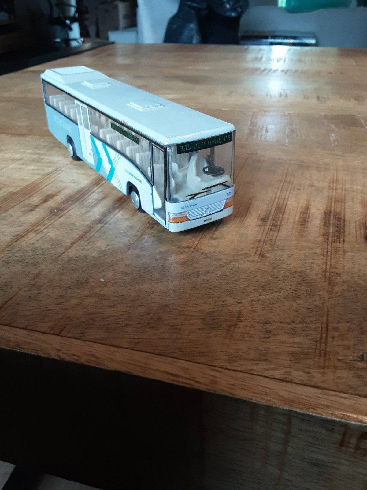 Modelbus Stadsbus Lijn 380 Den Haag CS, Hobby en Vrije tijd, Ophalen of Verzenden, Gebruikt