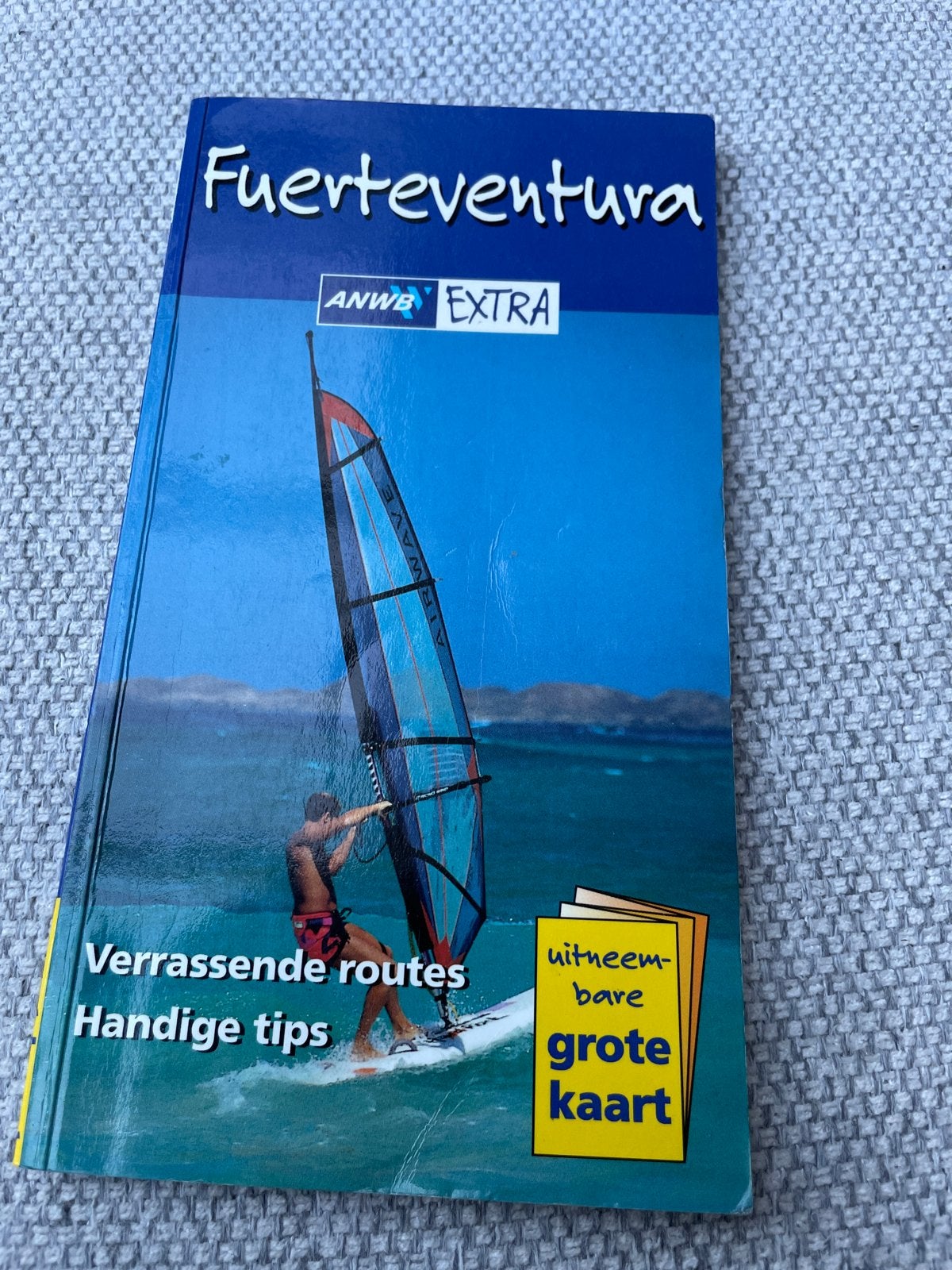 ANWB Extra Reisgids Fuerteventura met kaart, Europa, Ophalen of Verzenden, Zo goed als nieuw, Reisgids of -boek