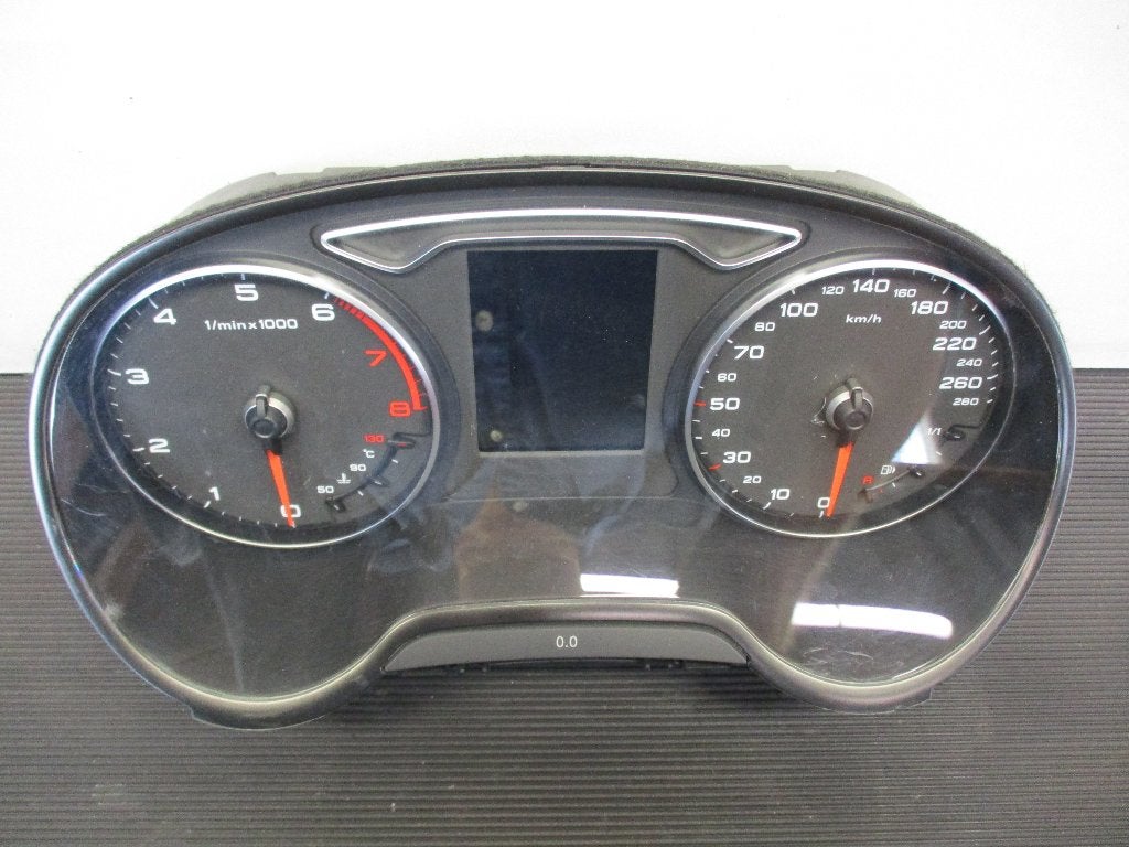 Audi A3 Kilometerteller met artikelnummer 8V0920870, Auto-onderdelen, Ophalen of Verzenden, Gebruikt, Audi