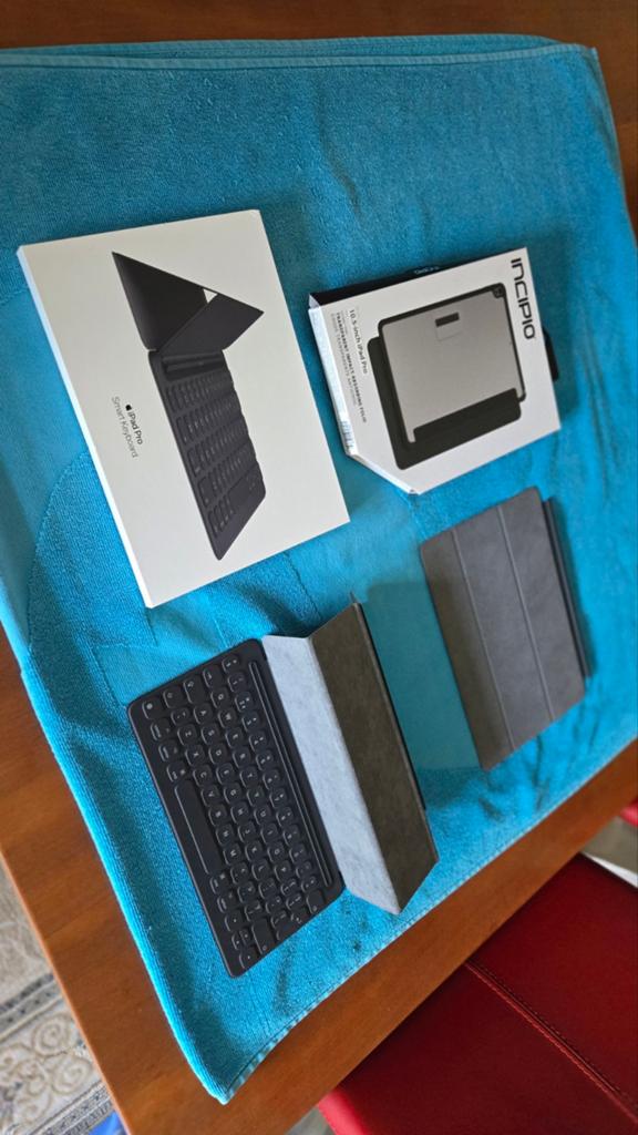Apple iPad Pro Smart Keyboard 10.5 inch, Computers en Software, Apple iPads, Ophalen of Verzenden