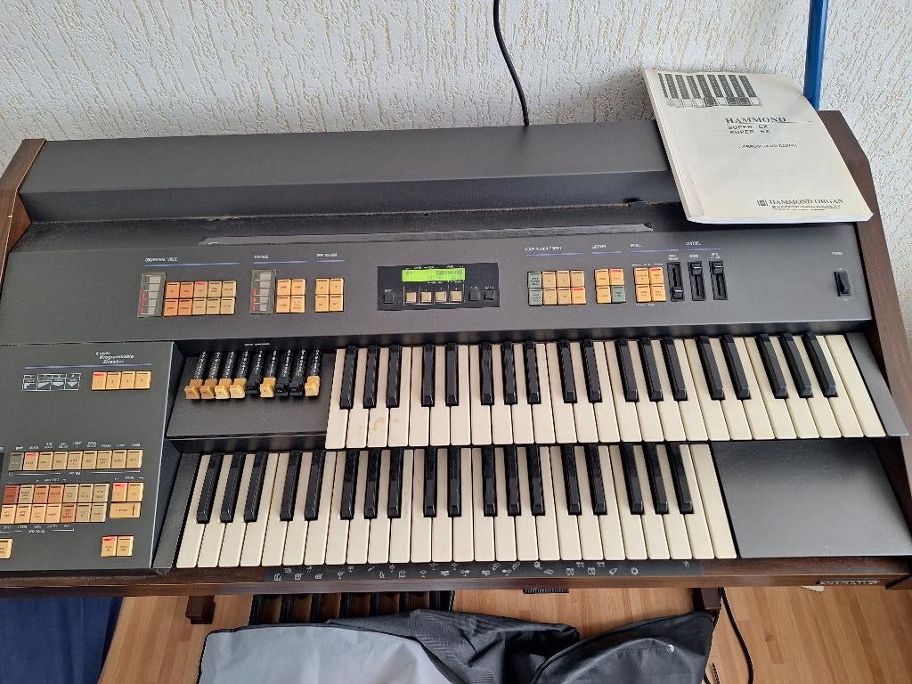 Hammond digitaal huiskamerorgel, Ophalen, Zo goed als nieuw, 2 klavieren, Orgel