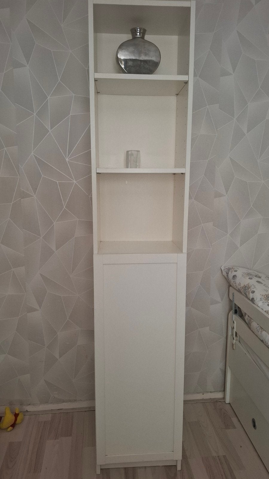 IKEA Boeken-/Opbergkast met Deur - Wit, Minder dan 50 cm, Modern, functioneel, 200 cm of meer, Ophalen of Verzenden