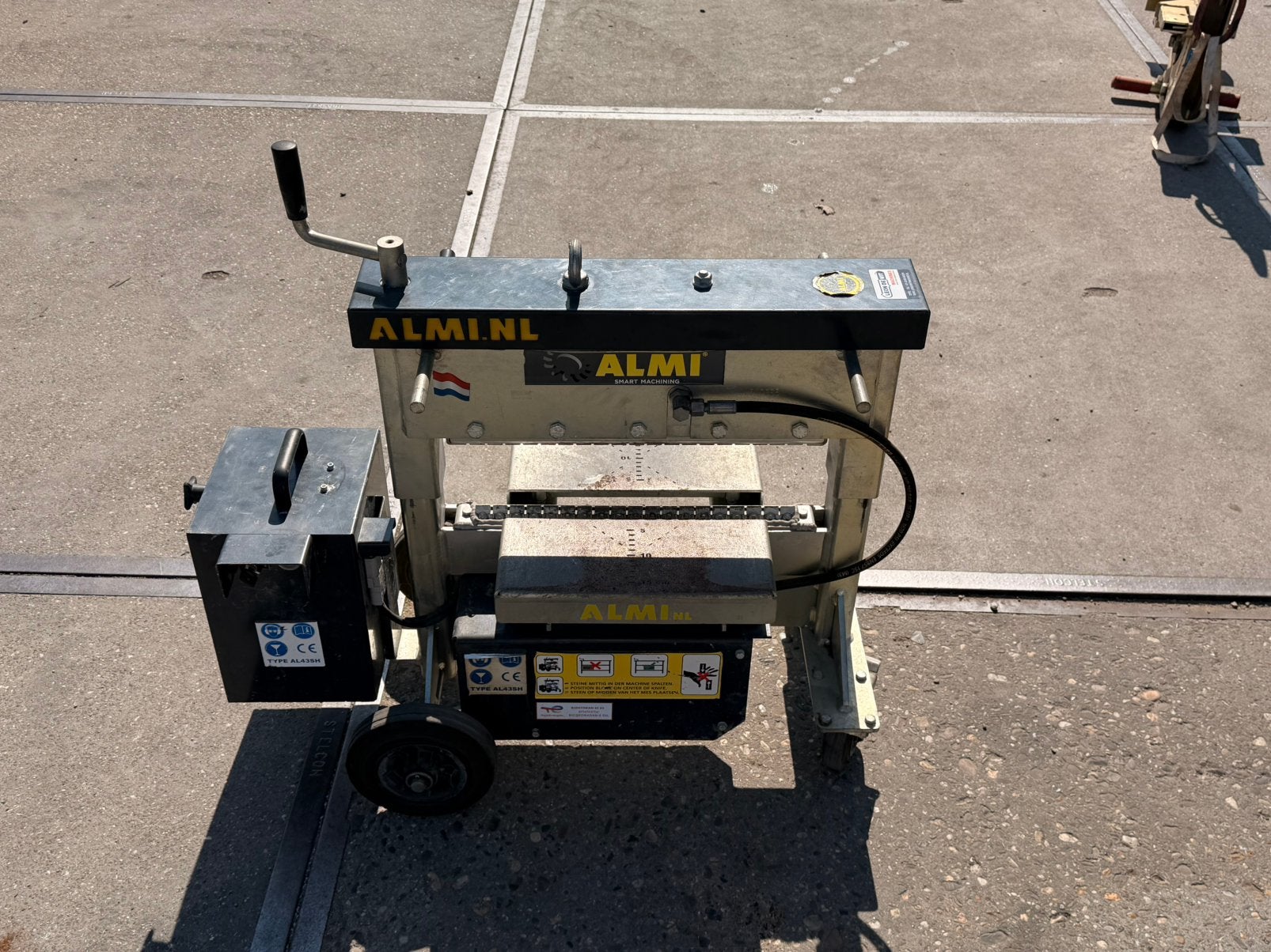 ALMI hydraulische steenknipper op accu – zo goed als nieuw, Ophalen of Verzenden, Zo goed als nieuw