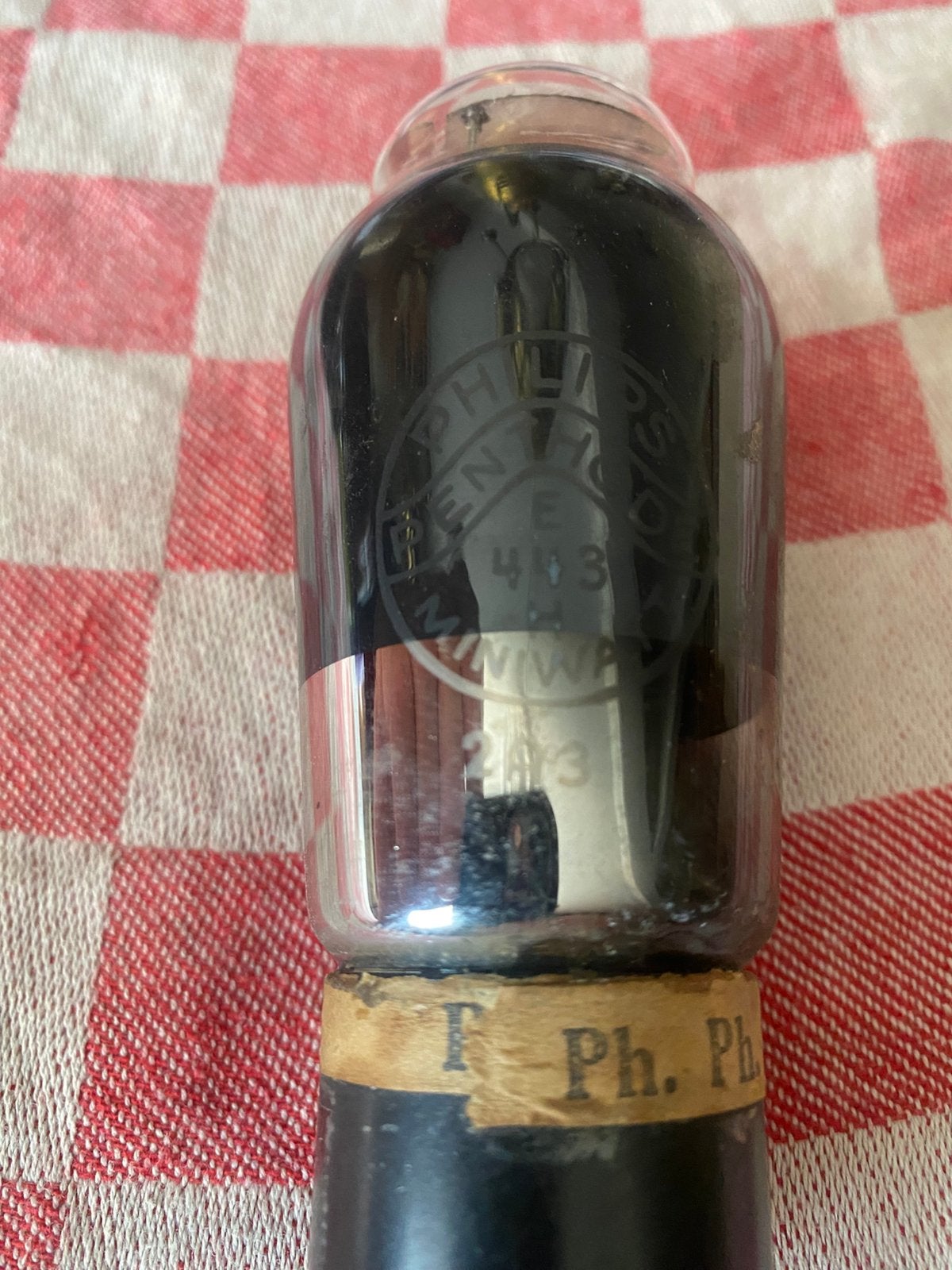 Antieke philips radio buis penthode miniwatt E 443 goed, Verzenden