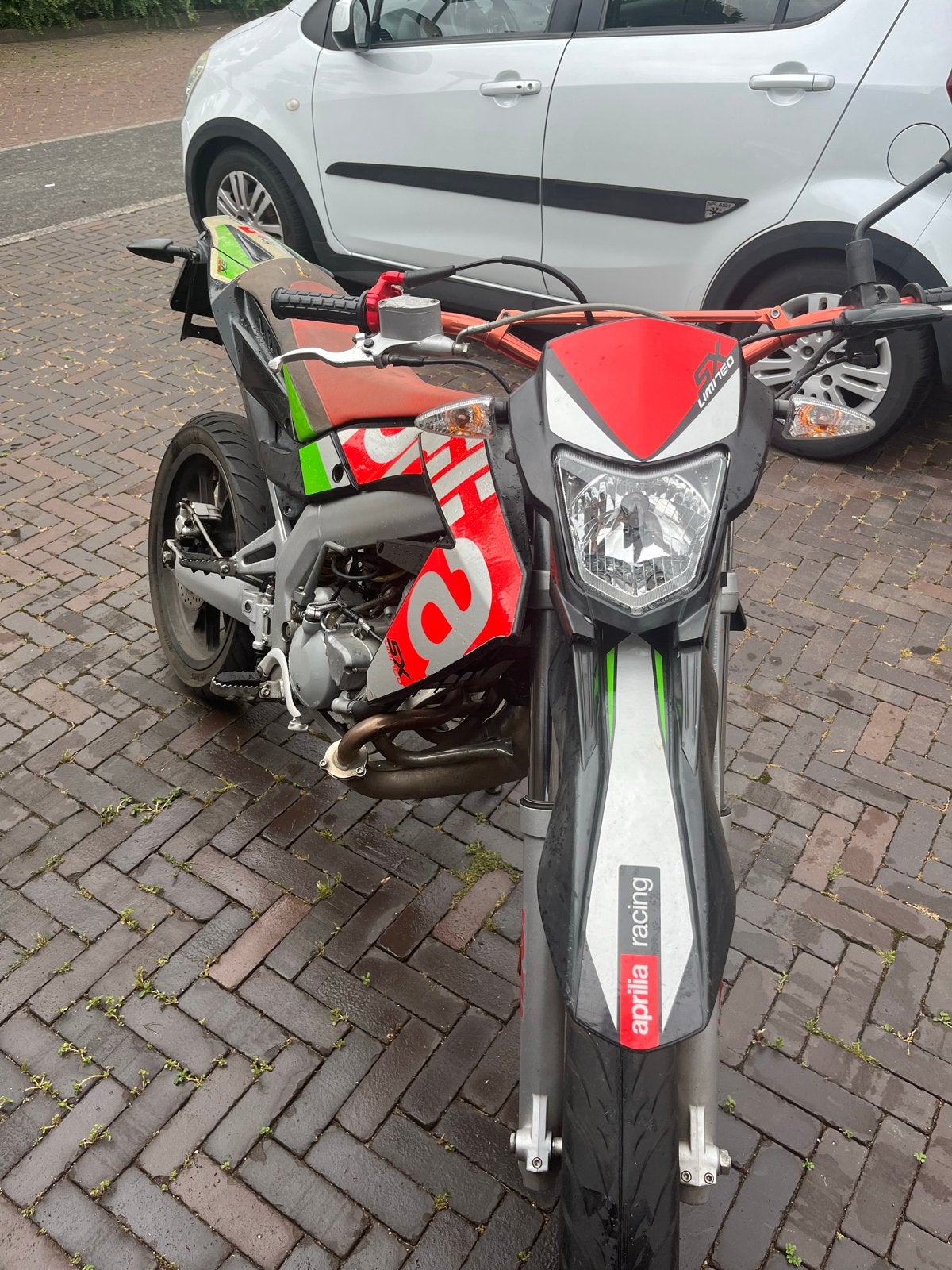 Aprilia SX 50 2017 - Nieuw zadel nodig, 6 versnellingen, Gebruikt, 50 cc, Ophalen