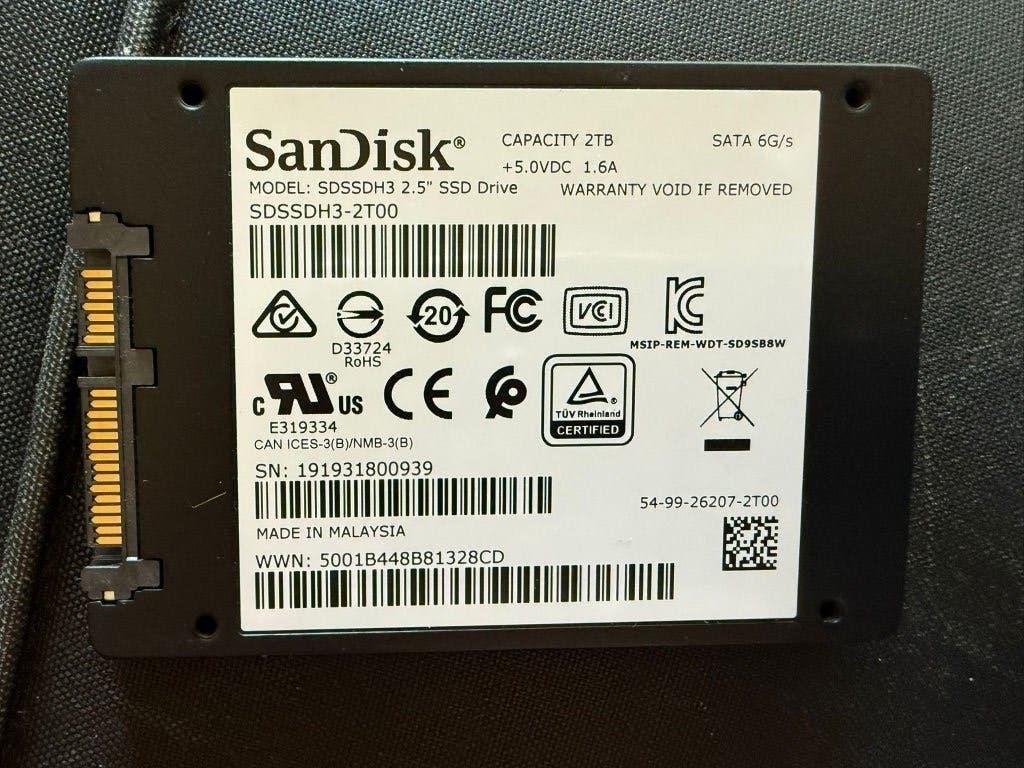 1,1TB + 2TB SSD 2.5" / 512GB NVMe / 1TB mSATA / RAM SO-DIMM, Intern, SSD, Ophalen of Verzenden, Zo goed als nieuw