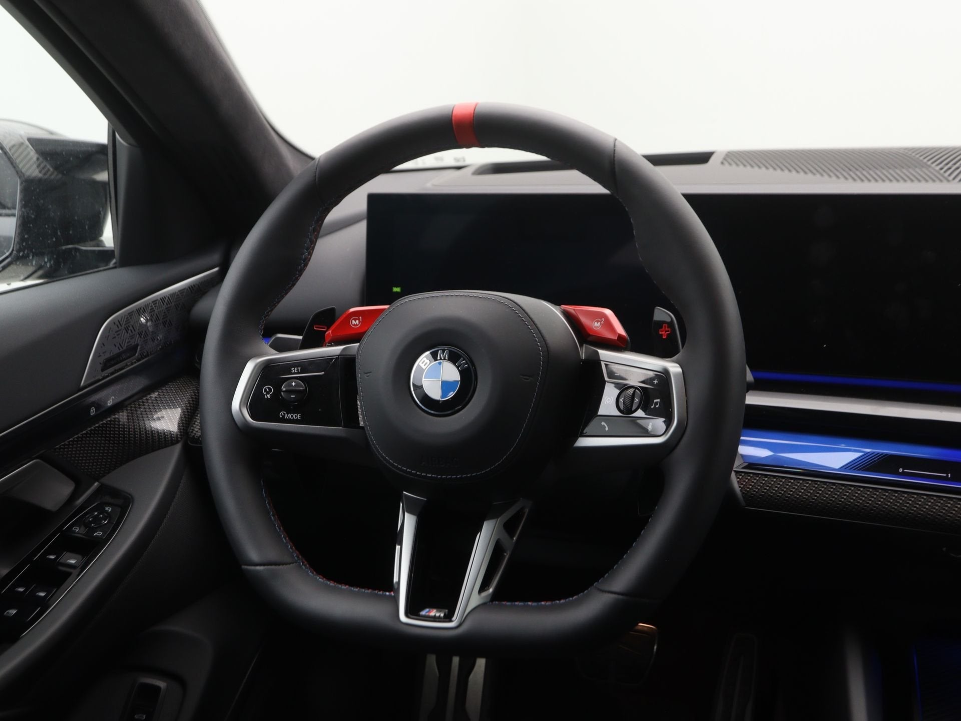 BMW M5 Touring (bj 2025, automaat), Auto's, Gebruikt, 4395 cc, Overige brandstoffen, Leder