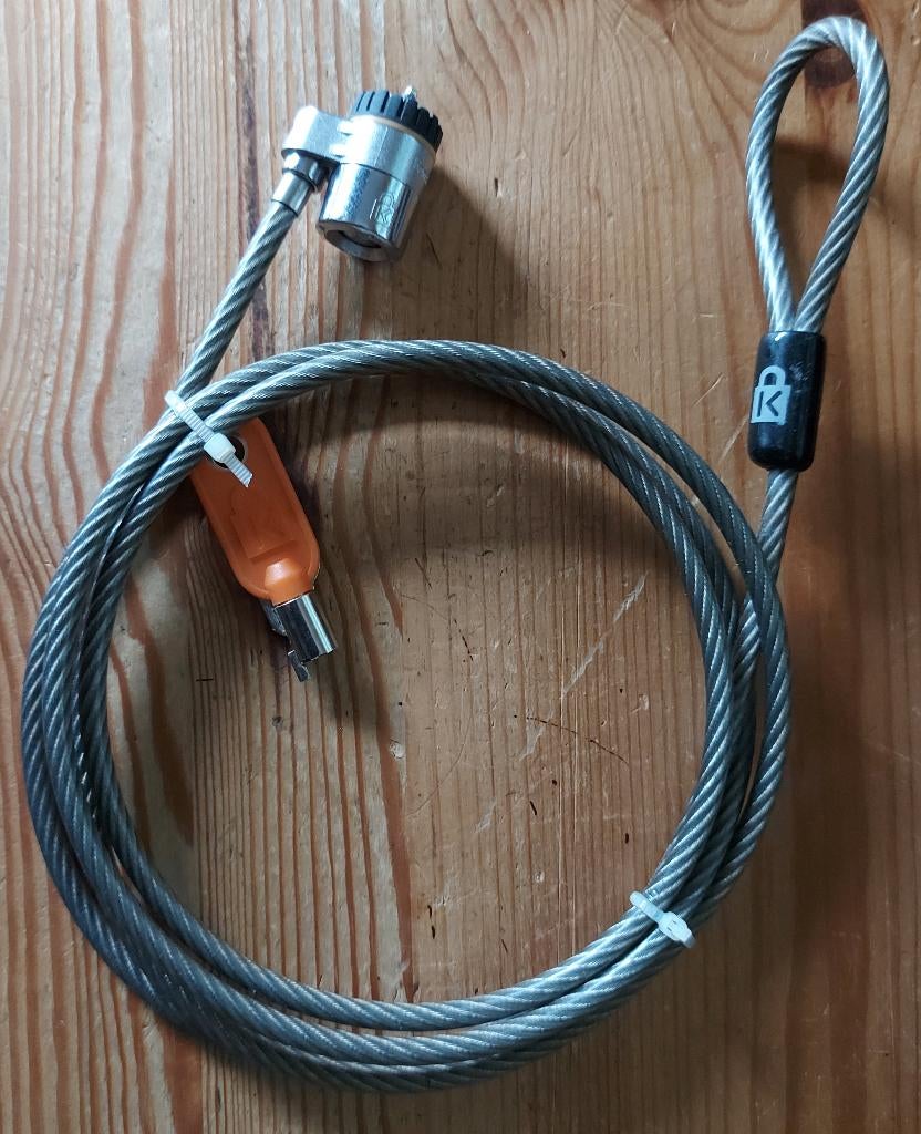 Universeel LapTop slot, Computers en Software, Laptop-opladers, Ophalen of Verzenden, Zo goed als nieuw
