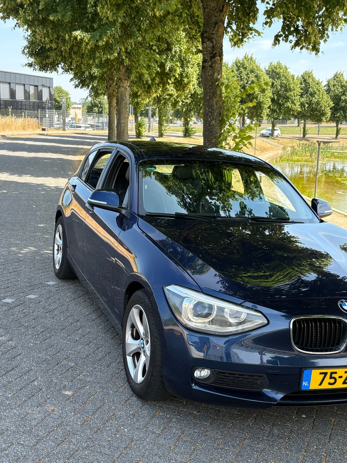 BMW 1-Serie 116I 100KW 5DR 2013 Blauw, Auto's, BMW, 1-Serie, 4 cilinders, Blauw, Origineel Nederlands