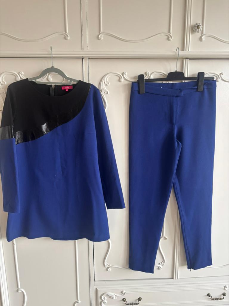 Nieuw cobalt blauw tuniek en tregging merk ECLA maat M 38, Maat 38/40 (M), Blauw, Nieuw, Ophalen of Verzenden