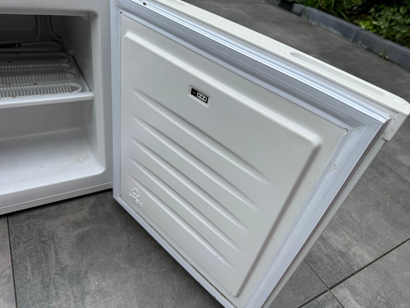 Severin KS 9807 Mini tafelmodel Vriezer - 32L, Ophalen, Gebruikt, Minder dan 75 liter, Energieklasse A of zuiniger