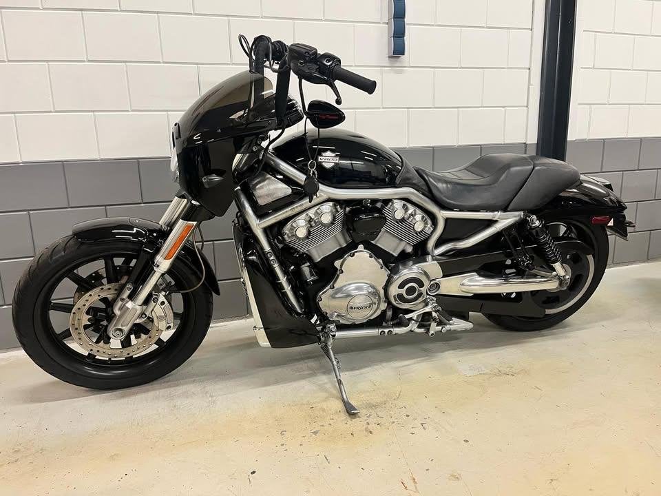 Harley Davidson V-Rod, Motoren, Motoren | Harley-Davidson, 2 cilinders, Occasion, 1130 cc, Particulier