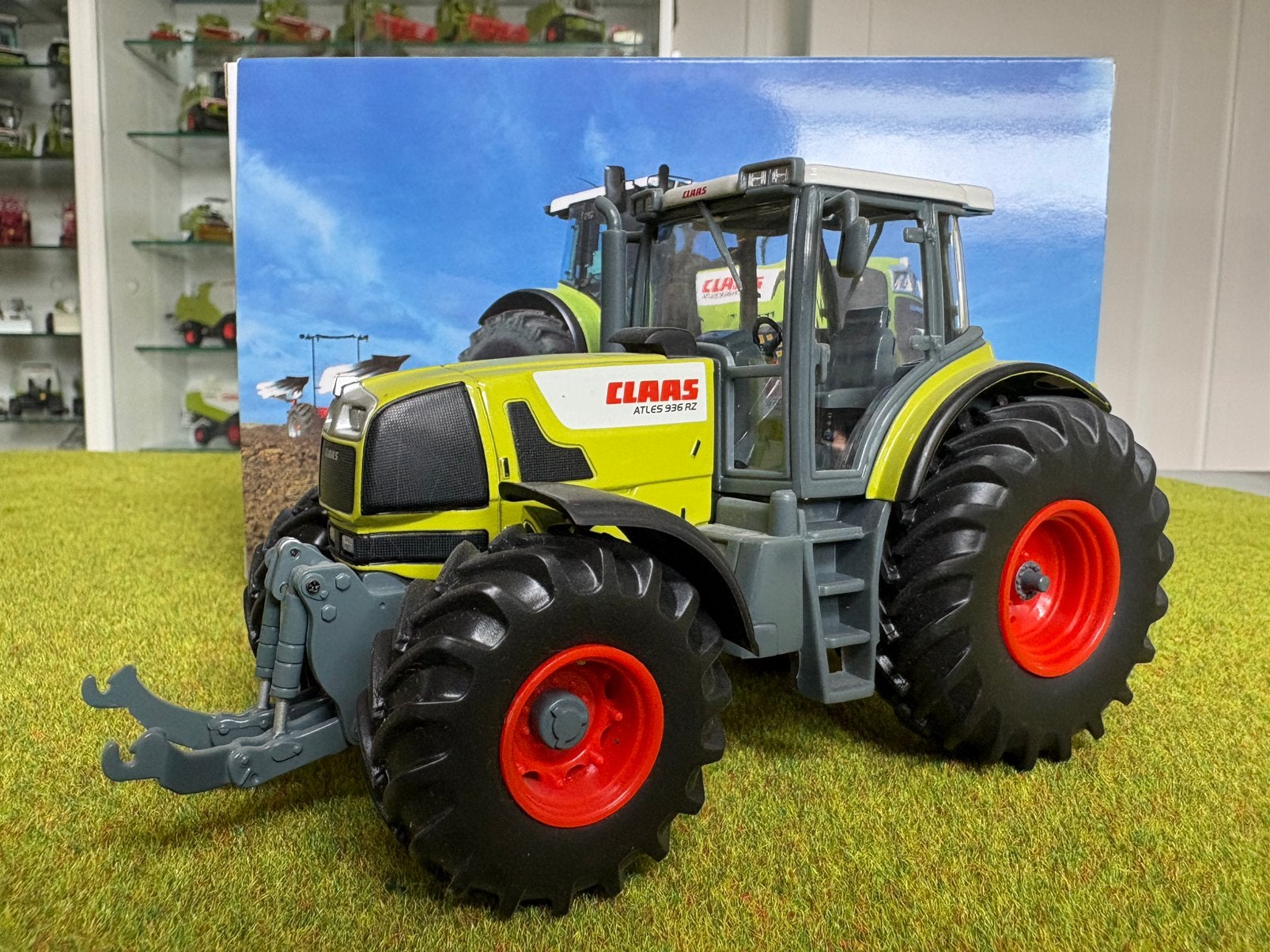Claas atles universal hobbies, Ophalen of Verzenden, Zo goed als nieuw, Tractor of Landbouw, Universal Hobbies