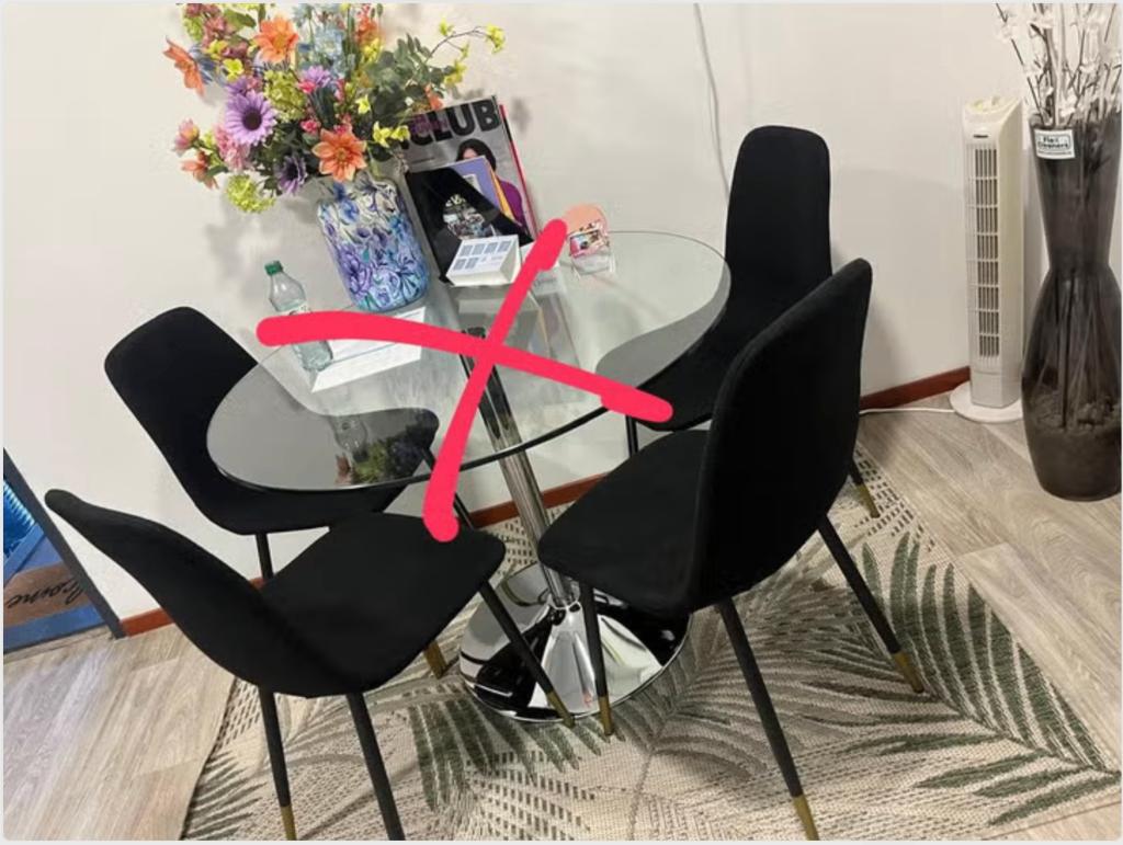 4 luxe eet stoelen Jisk, Huis en Inrichting, Ophalen, Zo goed als nieuw, Zwart, Stof