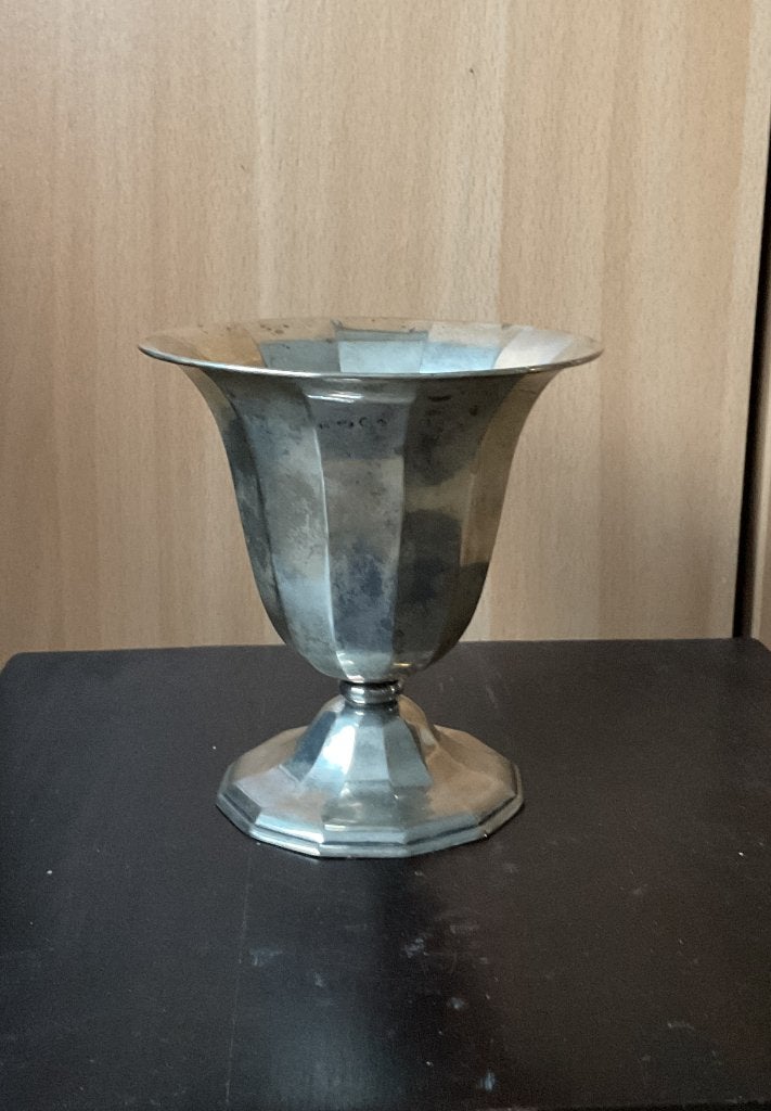 Een zilveren rozenvaas, Antiek en Kunst, Antiek | Goud en Zilver, Ophalen of Verzenden, Zilver
