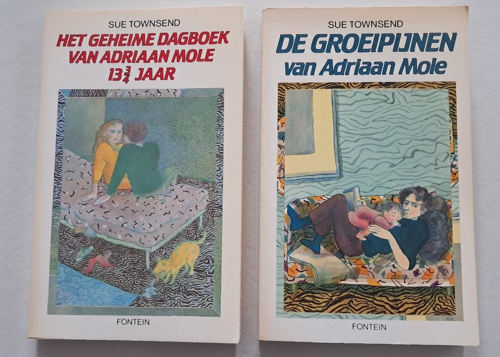 2x Adriaan Mole - Sue Townsend, Gelezen, België, Sue Townsend, Ophalen of Verzenden