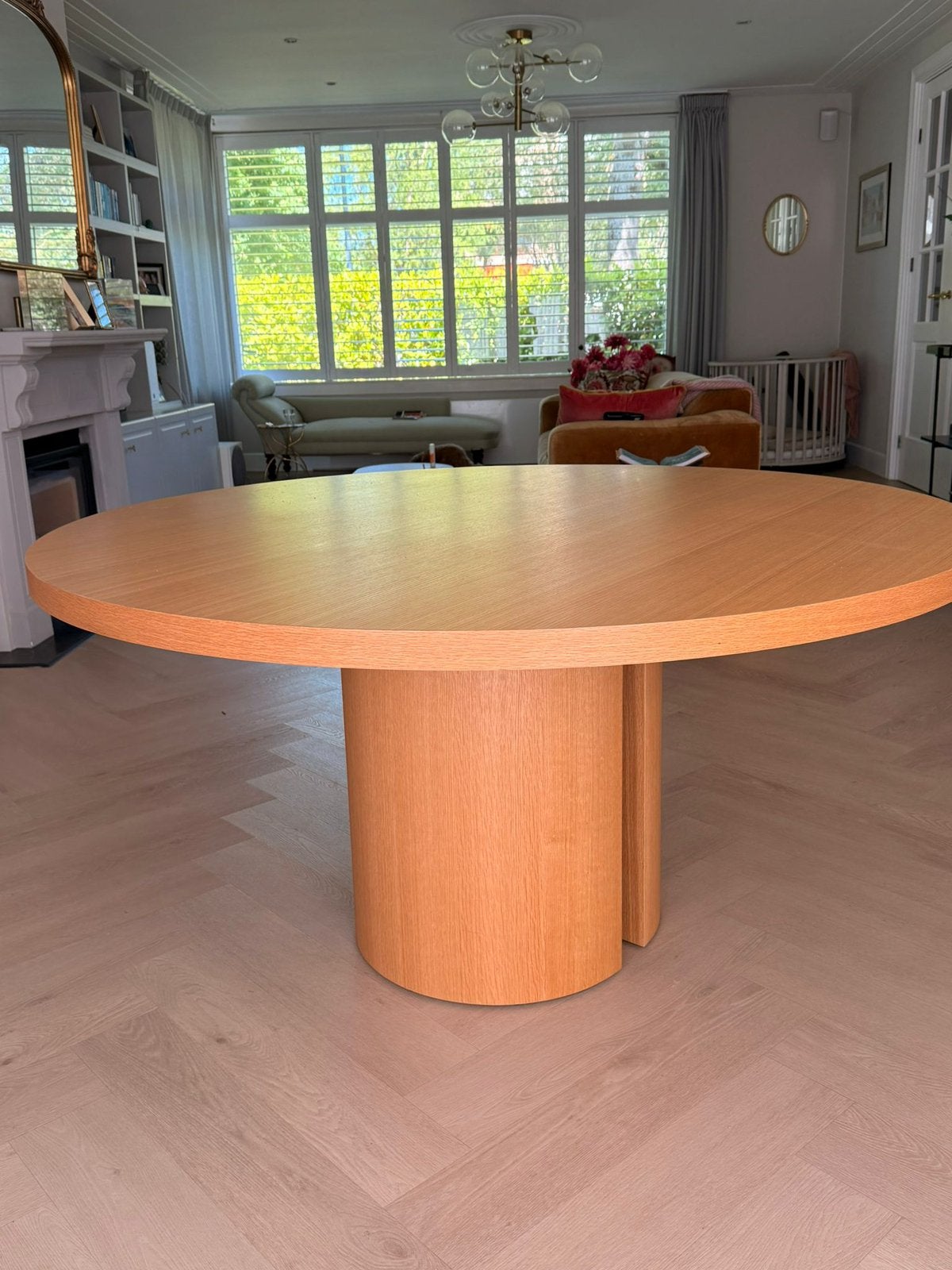 PRIJS VERLAAGD - Kave Home Nealy ronde eettafel, Ophalen, 100 tot 150 cm, Zo goed als nieuw, Eikenhout