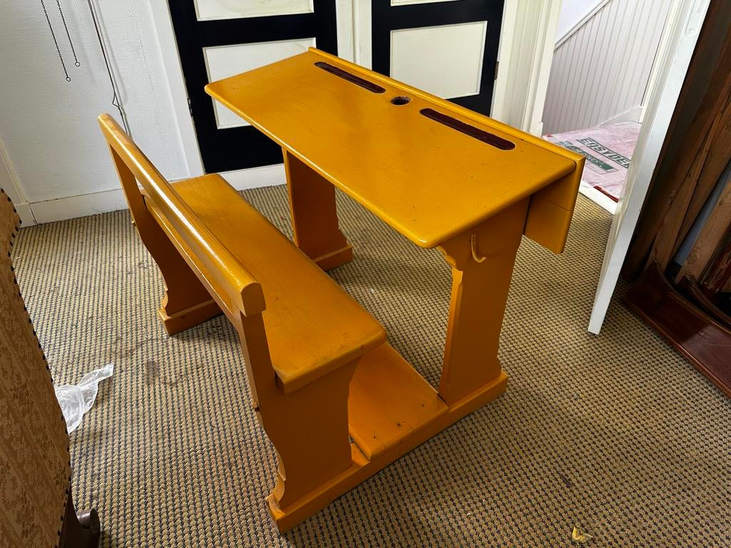 Vintage Schoolbank - Gele Houten Kinderbureau met Bankje, Ophalen