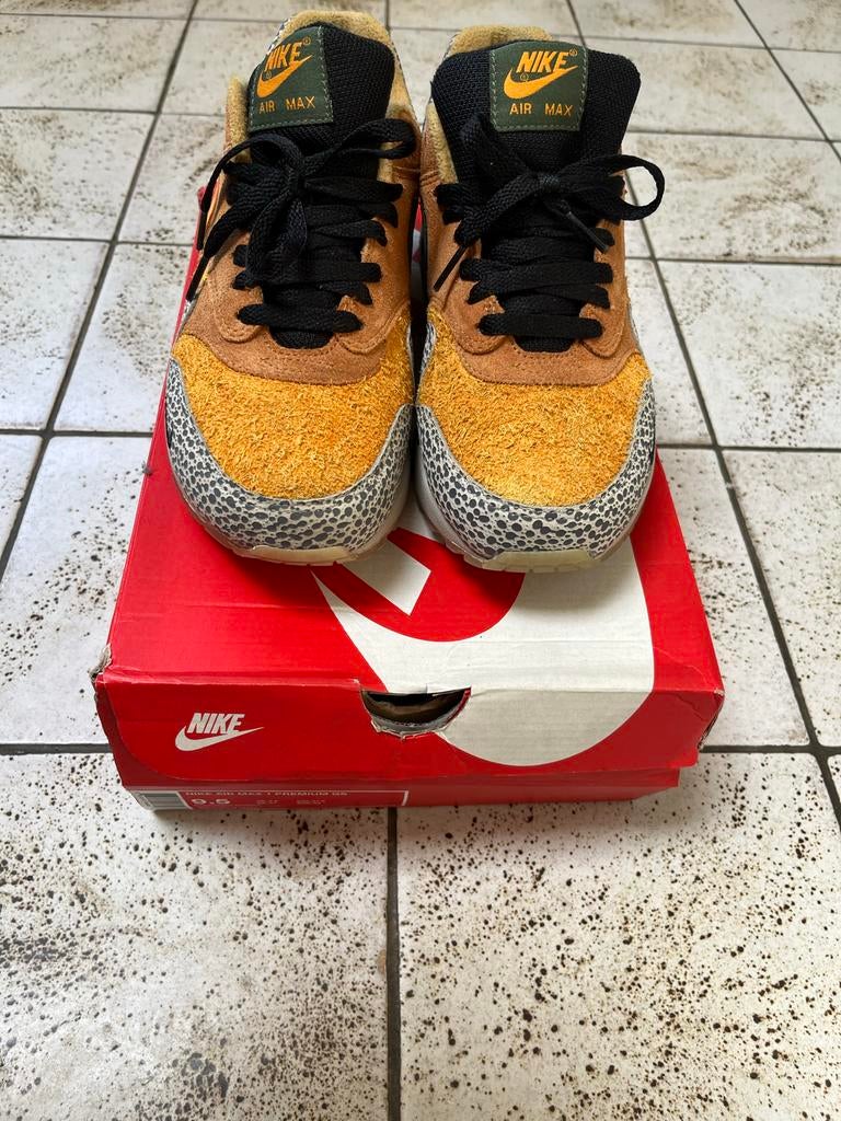 Nike Air Max 1 Atmos Safari 2015 maat 43, Ophalen of Verzenden, Zo goed als nieuw, Bruin, Sneakers of Gympen