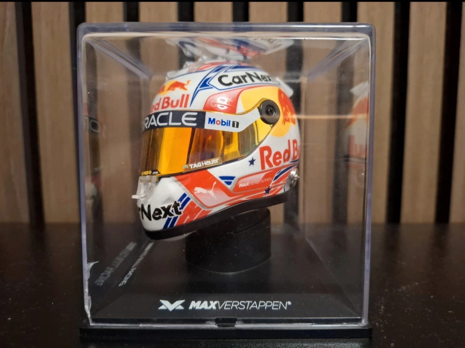 Max Verstappen 2022 Red Bull Racing helm 1:4, Verzamelen, Automerken, Motoren en Formule 1, Ophalen, Gebruikt
