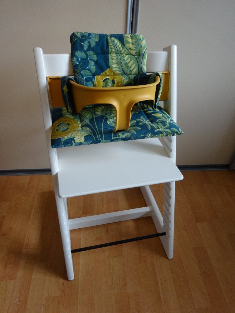 Stokke Tripp Trapp kinderstoel incl beugel + kussen, Kinderen en Baby's, Ophalen, Zo goed als nieuw, Meegroeistoel, Aanschuifbaar