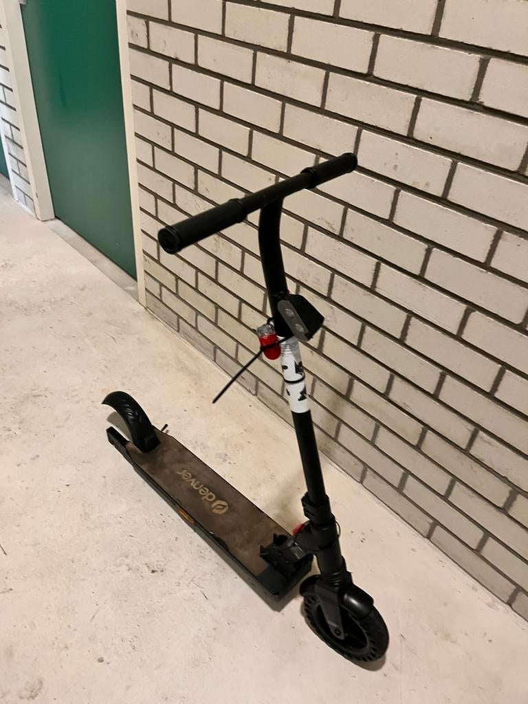 Denver e step frame zwart MOET NU WEG, Fietsen en Brommers, Steps, Ophalen, Zo goed als nieuw, Gewone step