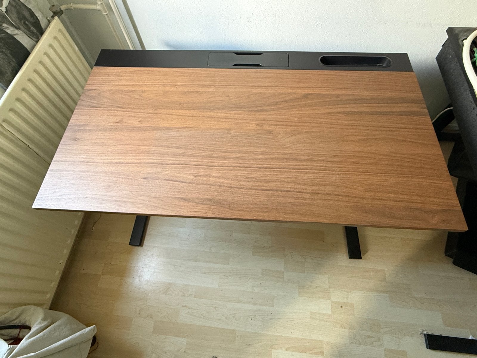 Ikea mittson bureau, Bruin, Ophalen of Verzenden, Zo goed als nieuw, IKEA