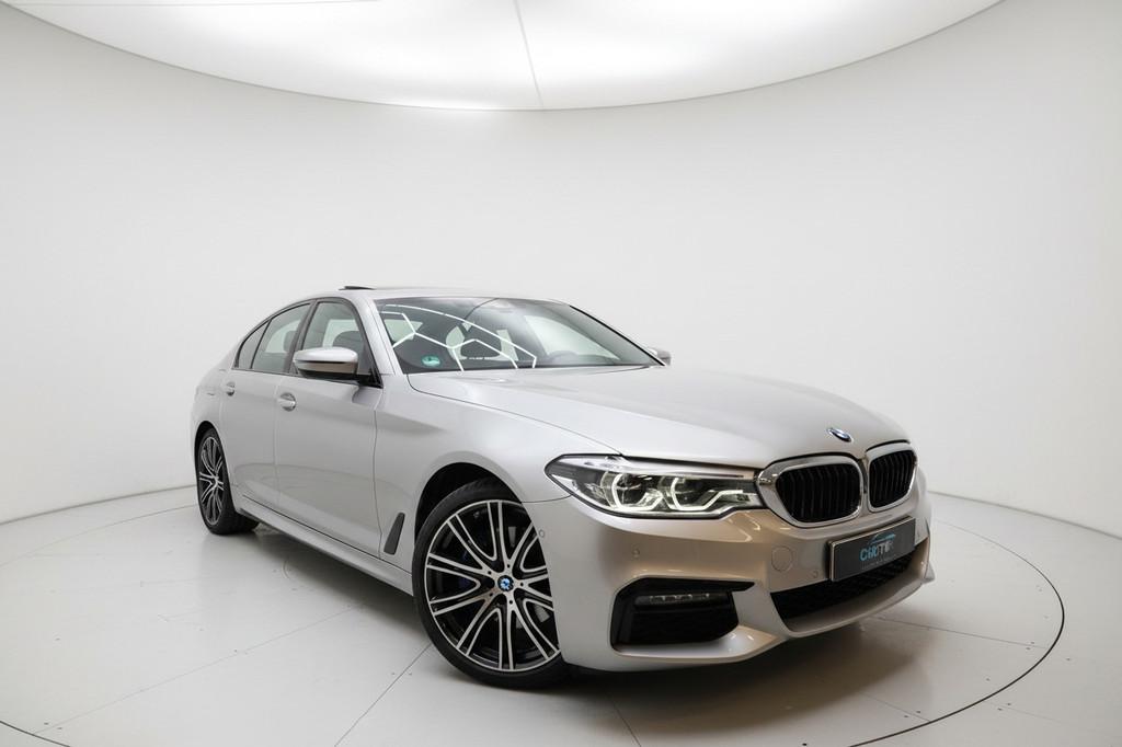 BMW 5-serie 530e iPerformance High Executive M SPORT 360 HUD, Auto's, 1998 cc, Achterwielaandrijving, 4 cilinders, 252 pk
