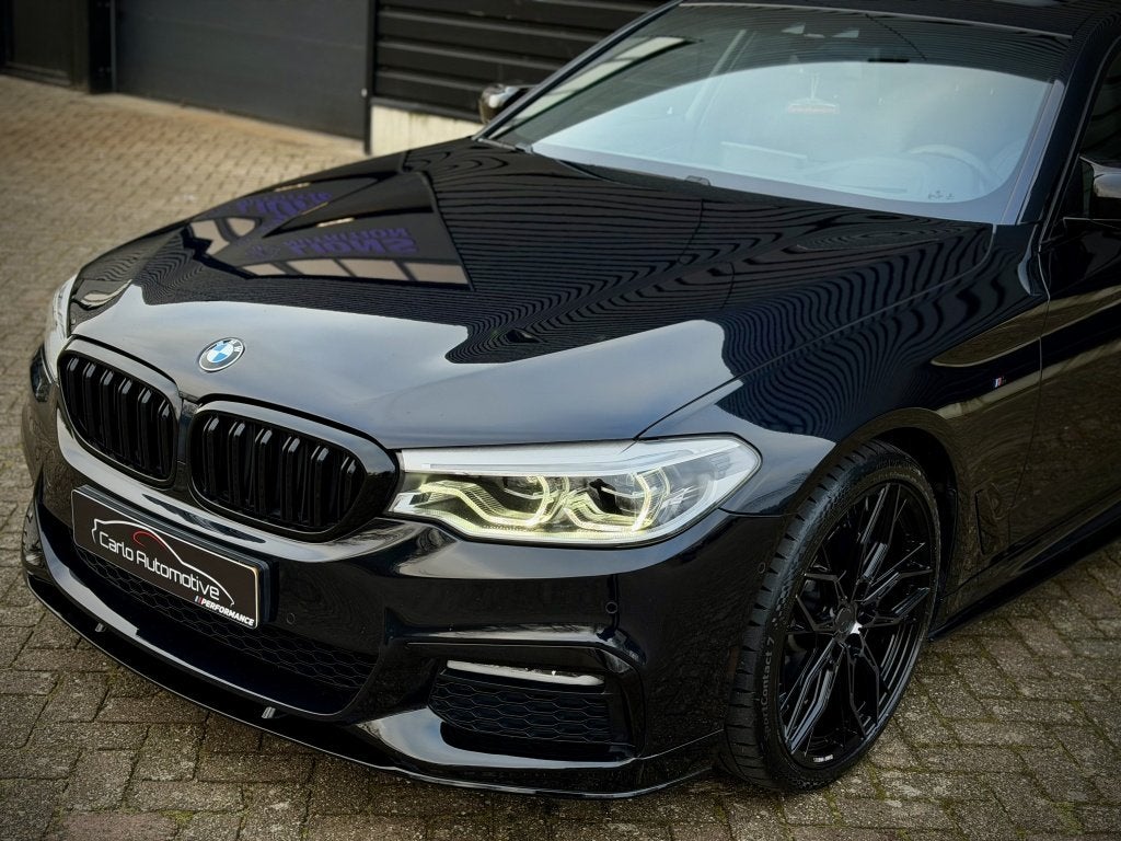 BMW 5 Serie 540i M-PERFORMANCE HEADUP|DAK|H/K|INDIVIDUAL, Dealer onderhouden, 15 km/l, Gebruikt, 2000 kg
