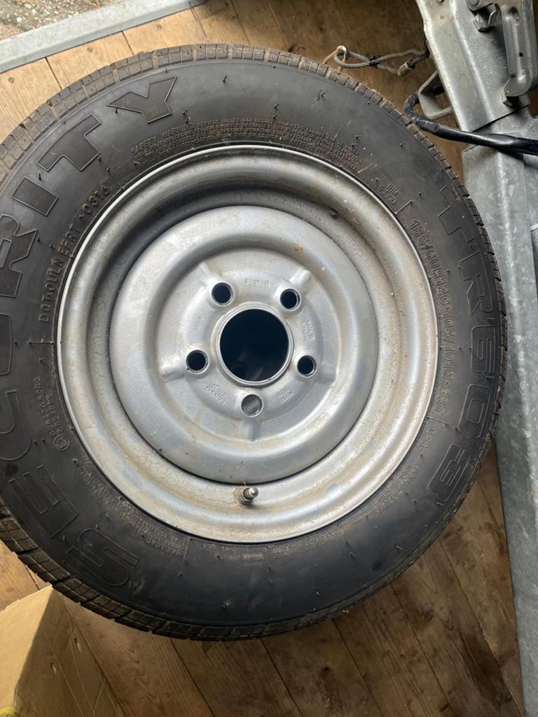 Band met velg 12 inch ZGAN, Ophalen