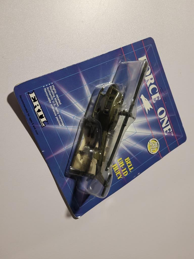 Helikopter ertl, Hobby en Vrije tijd, Overige merken, 1:72 tot 1:144, Nieuw, Ertl