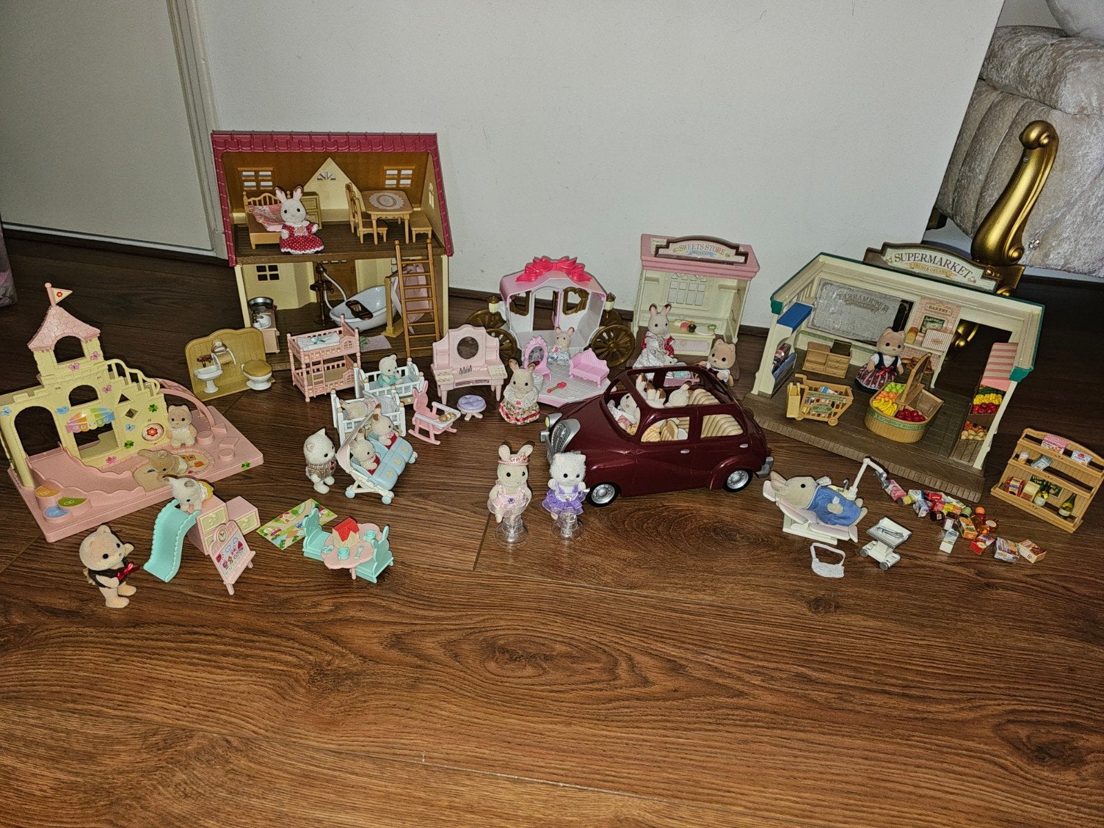 Grote Sylvanian Families collectie, Ophalen, Zo goed als nieuw, Poppenhuis