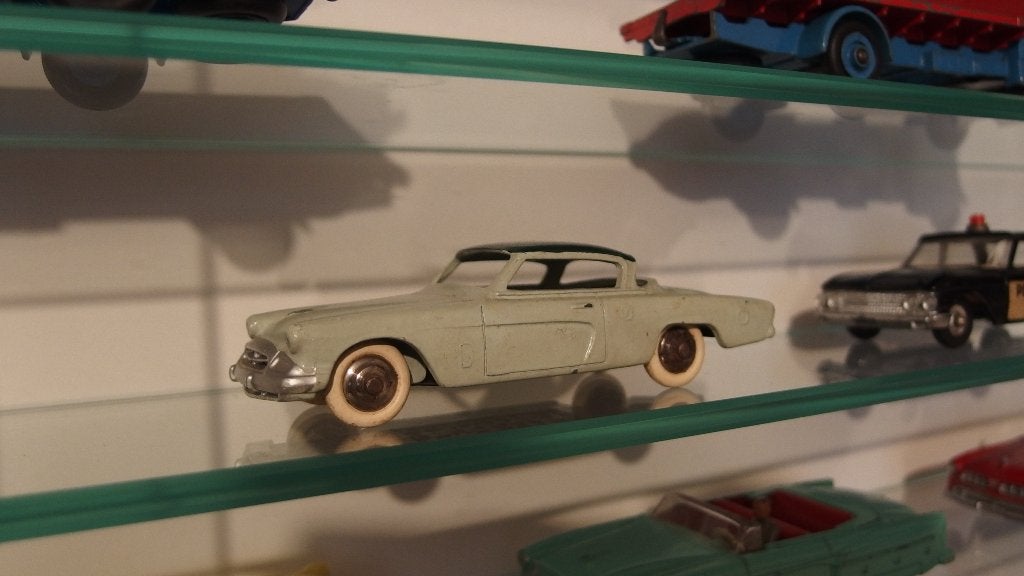 Dinky Toys Two-tone kleurstelling Studebaker Commander 24Y., Ophalen of Verzenden, Zo goed als nieuw, Auto, Dinky Toys