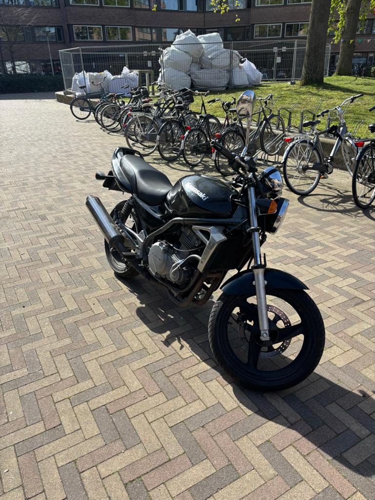 Kawasaki ER-5 2003 - Groot onderhoud - Nieuwe banden, Motoren, 2 cilinders, Motorrijbewijs A, Gebruikt, Particulier