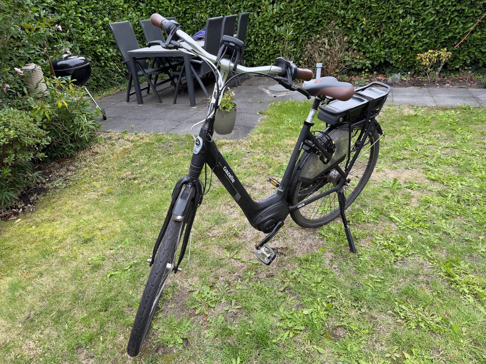 Te koop: Gazelle Grenoble C7+ HMB e-bike – Bosch met STORING, Fietsen en Brommers, Ophalen, Gebruikt, 51 tot 55 cm, 50 km per accu of meer