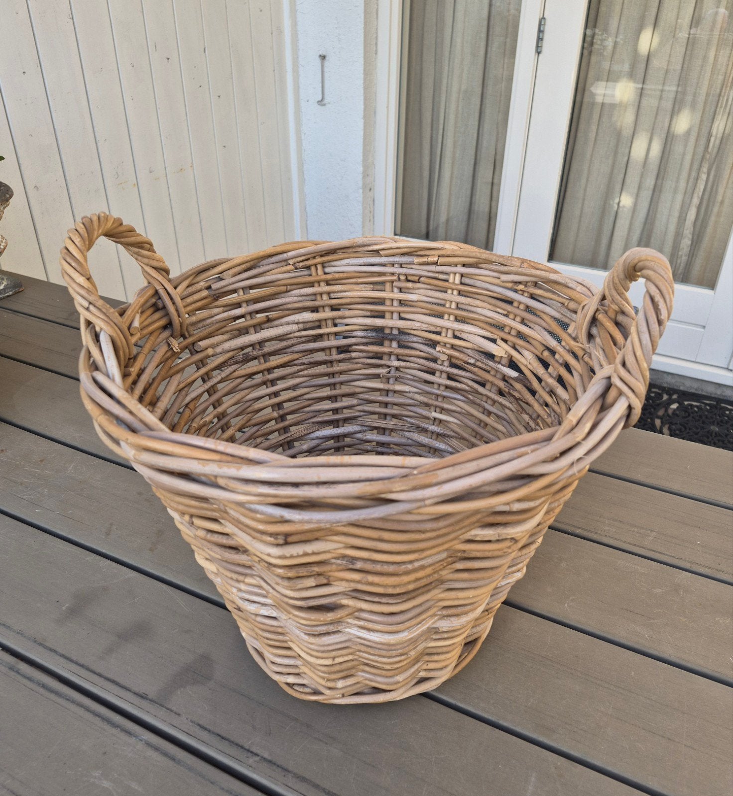 Mooie grote Rotan mand, Huis en Inrichting, Woonaccessoires | Schalen en Manden, Ophalen of Verzenden, Zo goed als nieuw, Rond