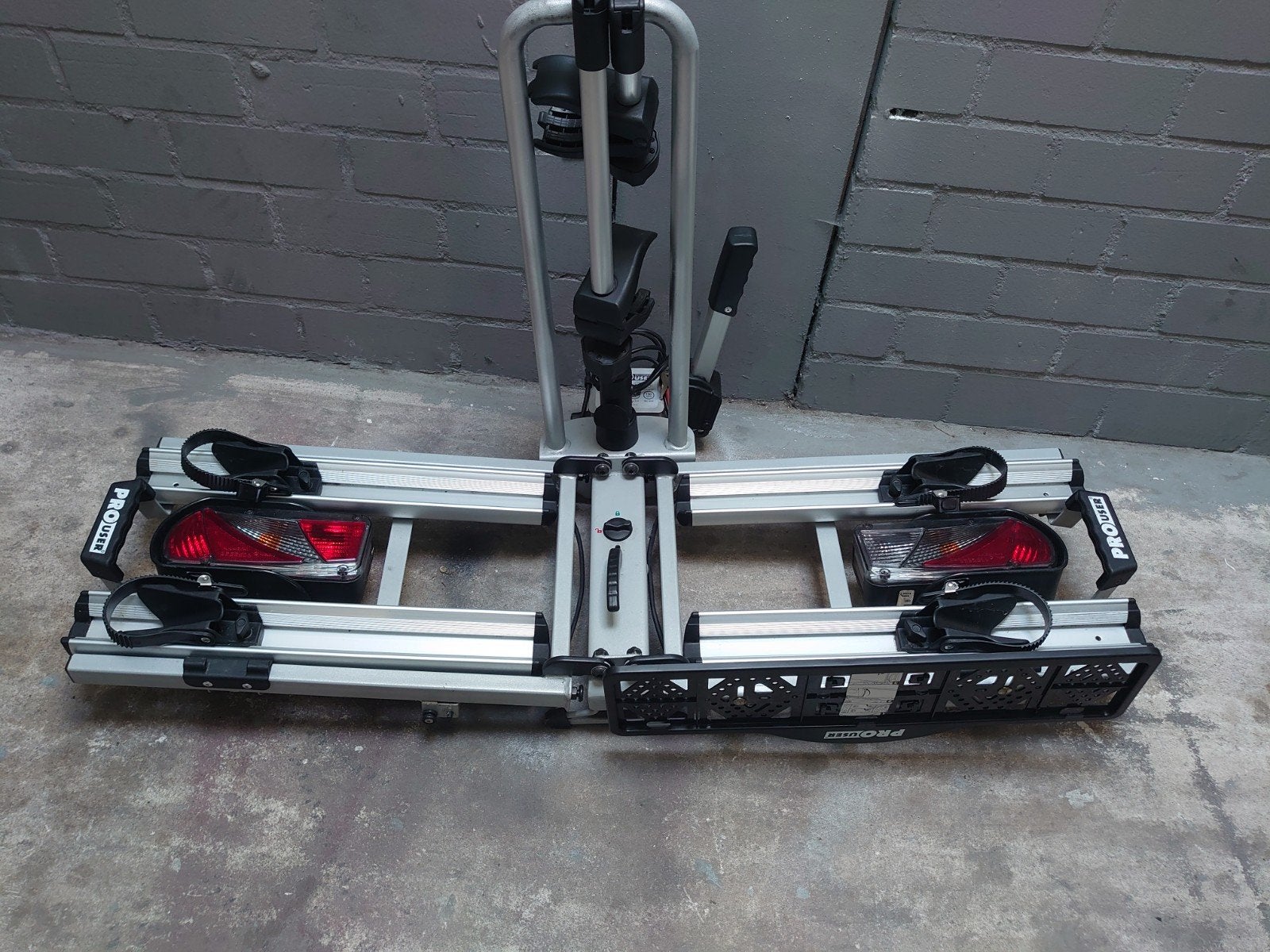Pro User diamant fietsdrager geschikt voor E-bike, Ophalen, 2 fietsen, Zo goed als nieuw, Trekhaakdrager