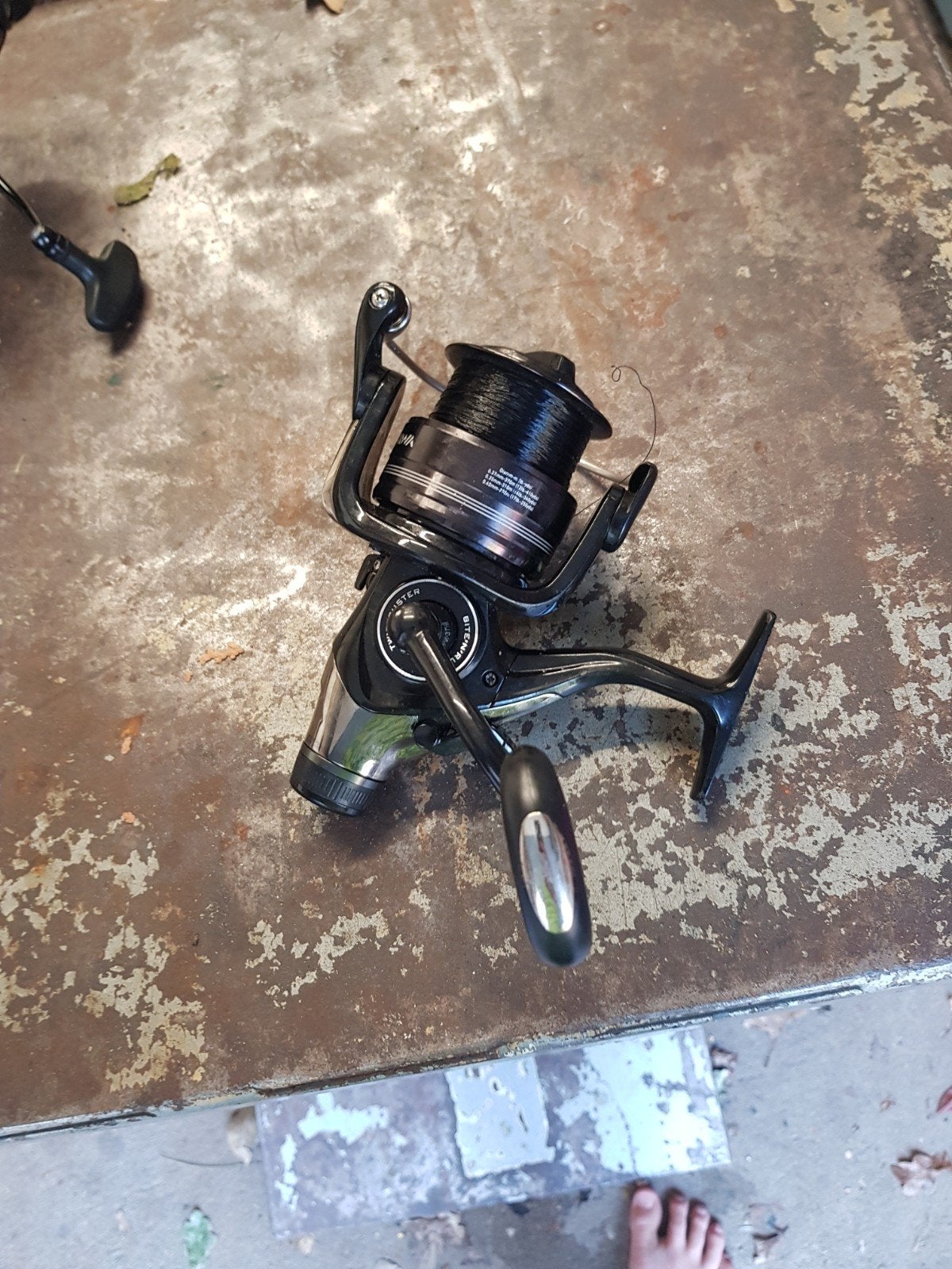 Daiwa black widow karper vrijloop molen, Ophalen of Verzenden, Zo goed als nieuw, Molen