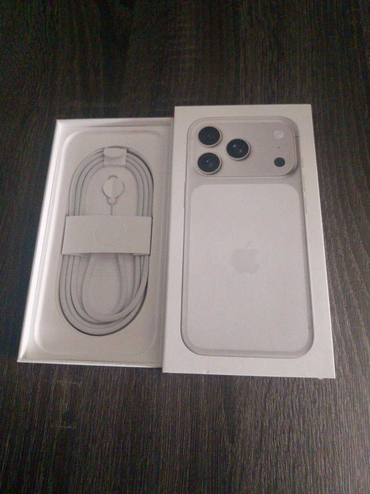 iPhone 17 Pro 256GB Zilver - Zo goed als nieuw, Telecommunicatie, Overige modellen, Zo goed als nieuw, 100 %, Zilver