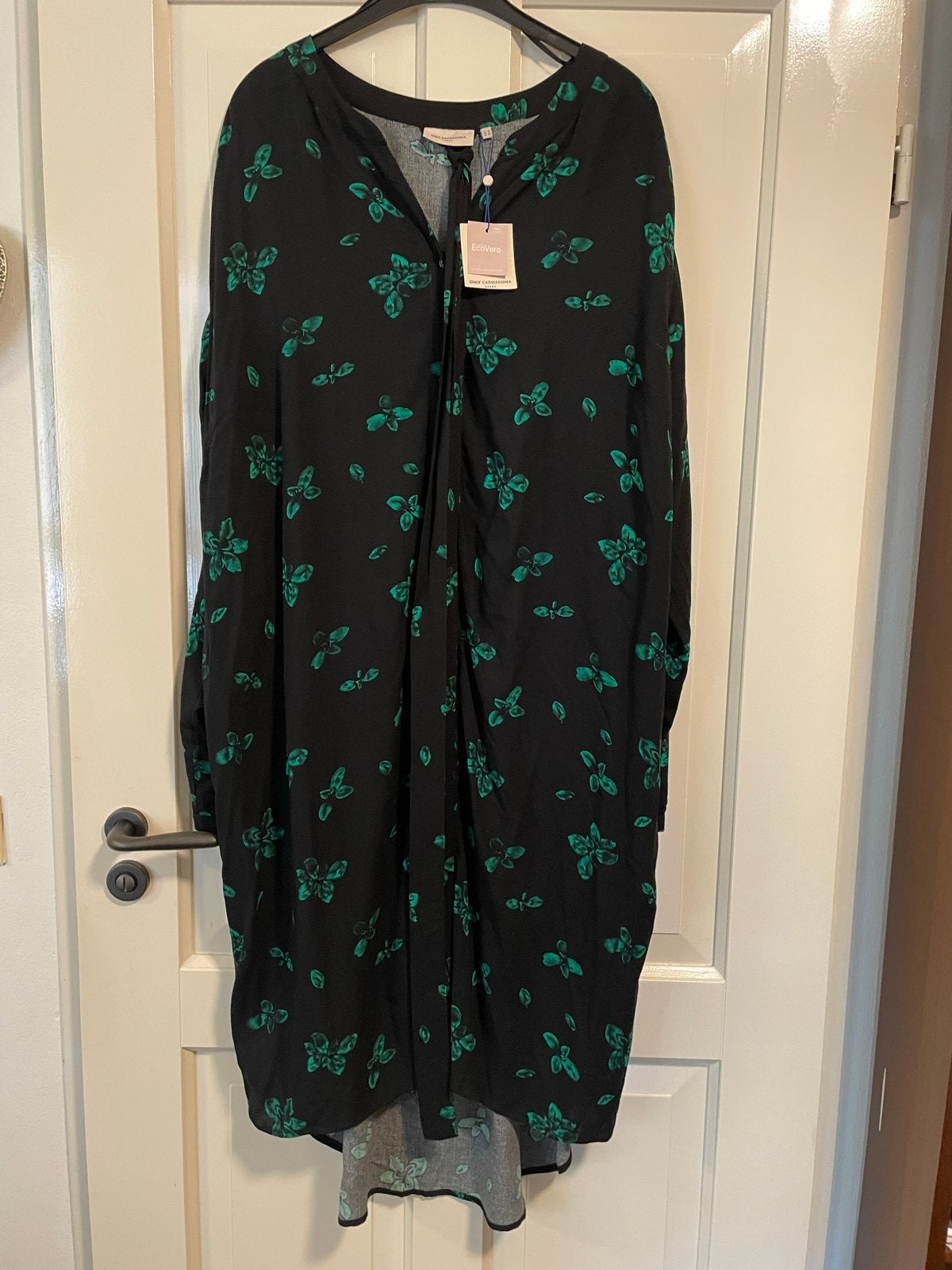 ONLY Carmakoma jurk, nieuw met kaartjes, maat 50, Ophalen of Verzenden, Nieuw, Zwart, Jurk