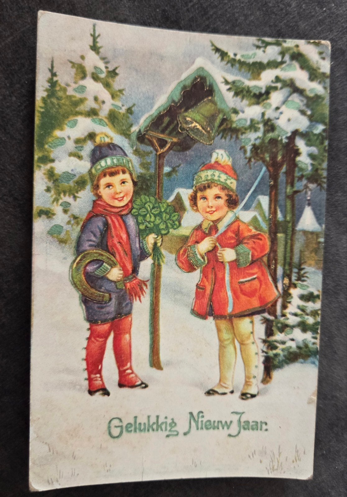 Oude Gelukkig Nieuwjaar Ansichtkaart - Kinderen in Sneeuw, Verzenden, 1940 tot 1960, Gelopen, Kinderen